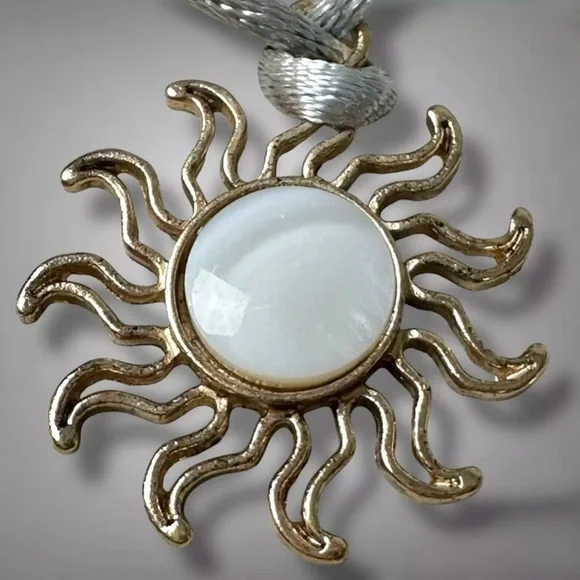 Free People One With The Sun Blue Layered Necklace Sunburst Pendant Beaded Chain - Picture 4 of 13